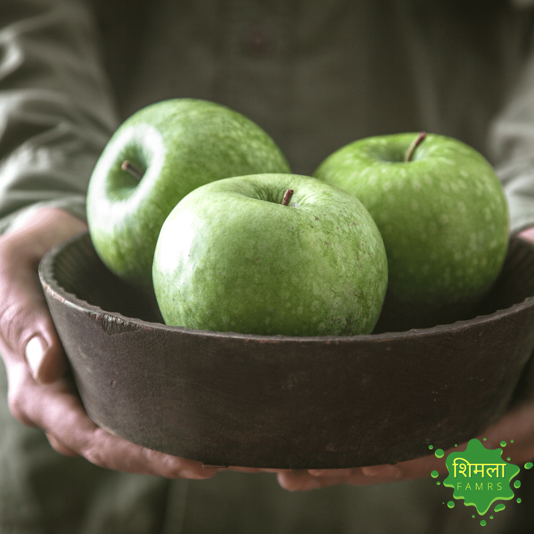"Explore the Flavors of Himachal Pradesh with Delicious and Nutritious Himachal Apples: Now Available to Buy Online"